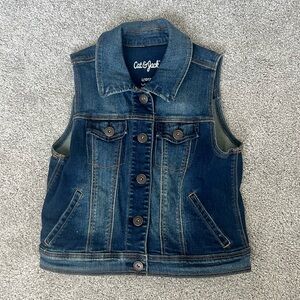Cat & Jack Classic Blue Denim Vest Girls L (10/12)